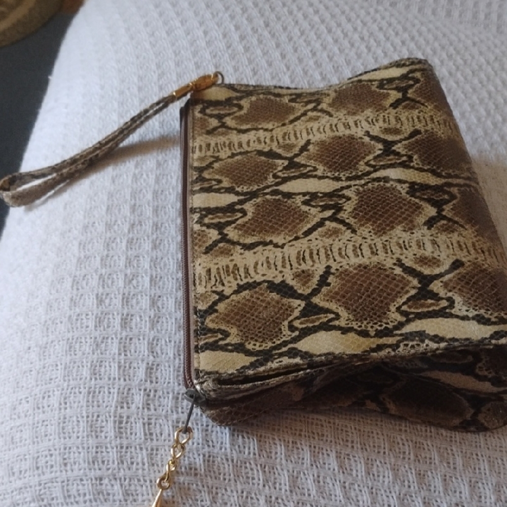 Chic Snake Print Wristlet Clutch